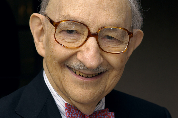 彼得·伯恩斯坦